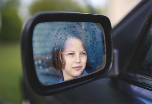 Araba Aynası